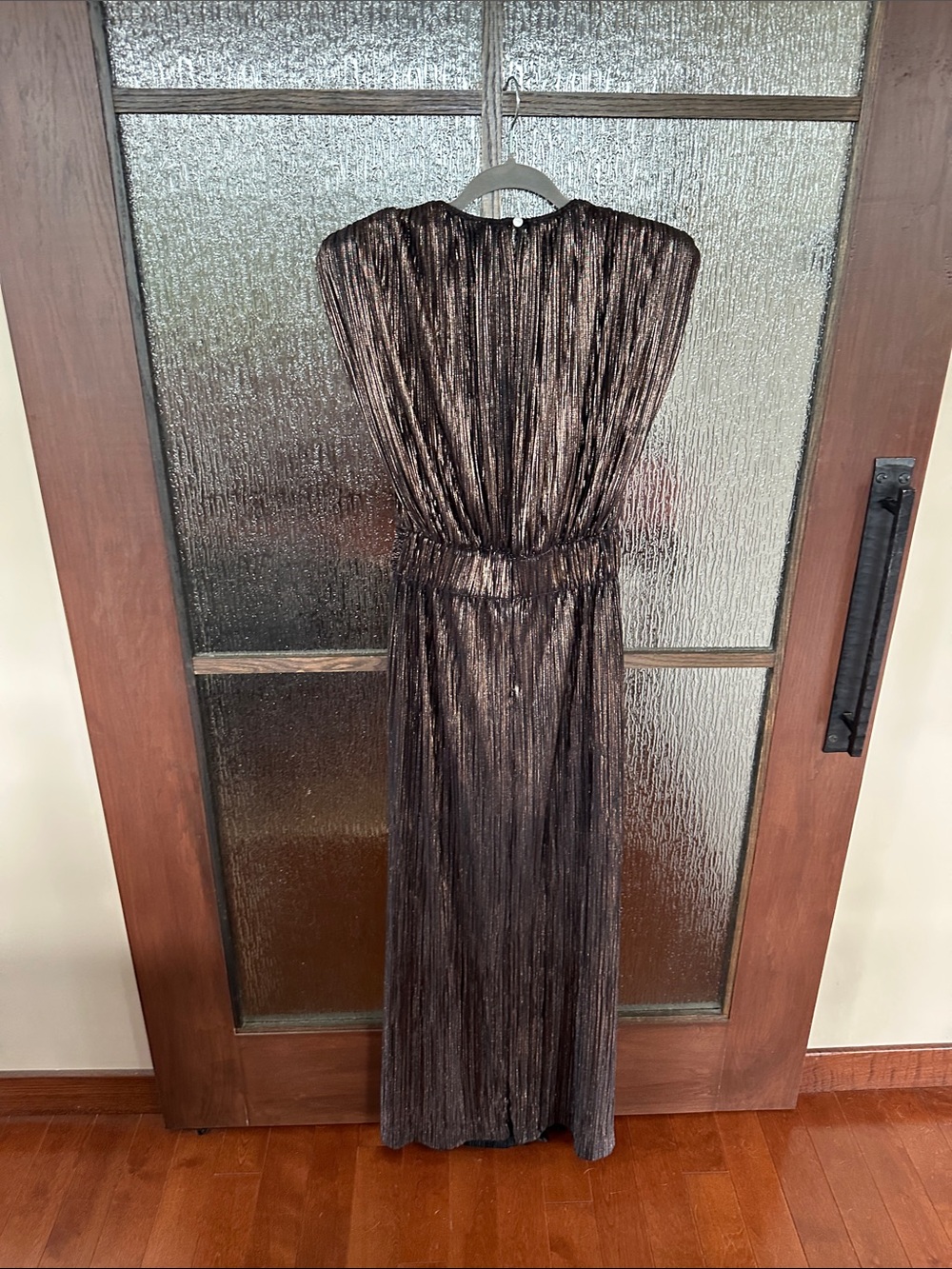 Sabina Musayev Sivian Dress
Metallic Brown Pleated Evening Gown size Large. - Picture 12 of 12